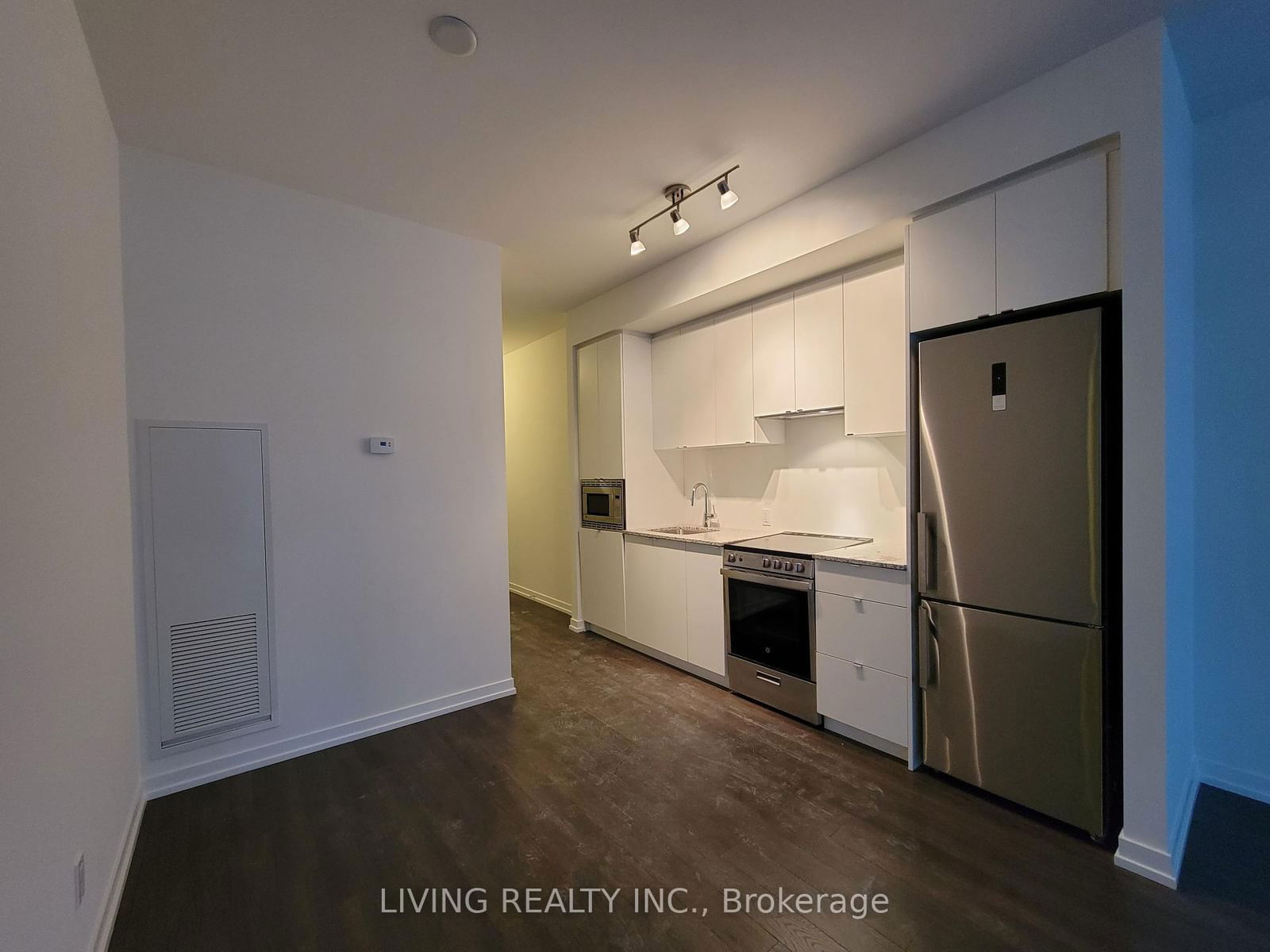 49 East Liberty St, unit 407 for rent