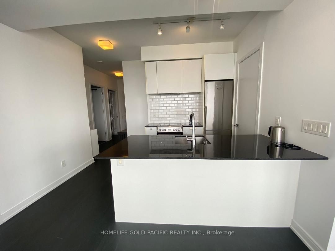 57 St Joseph St, unit 2205 for rent - image #5