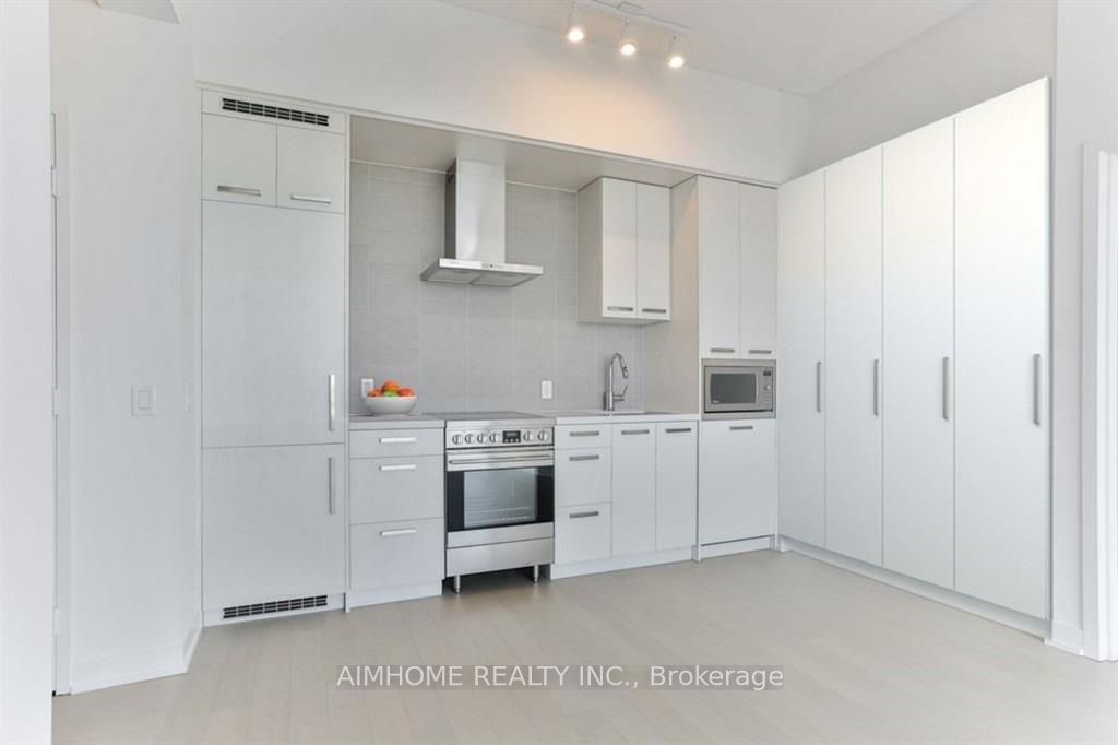 455 Front St E, unit N1111 for rent - image #3