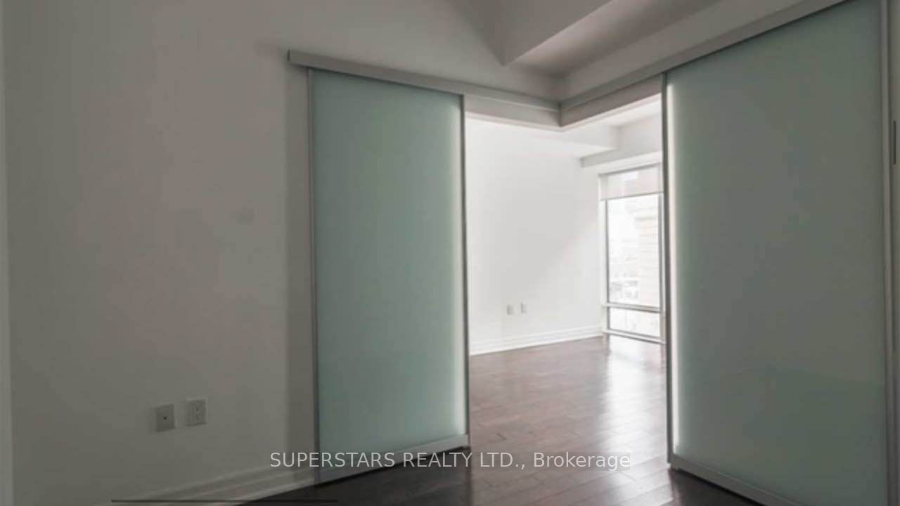 8 The Esplanade, unit 306 for rent - image #7