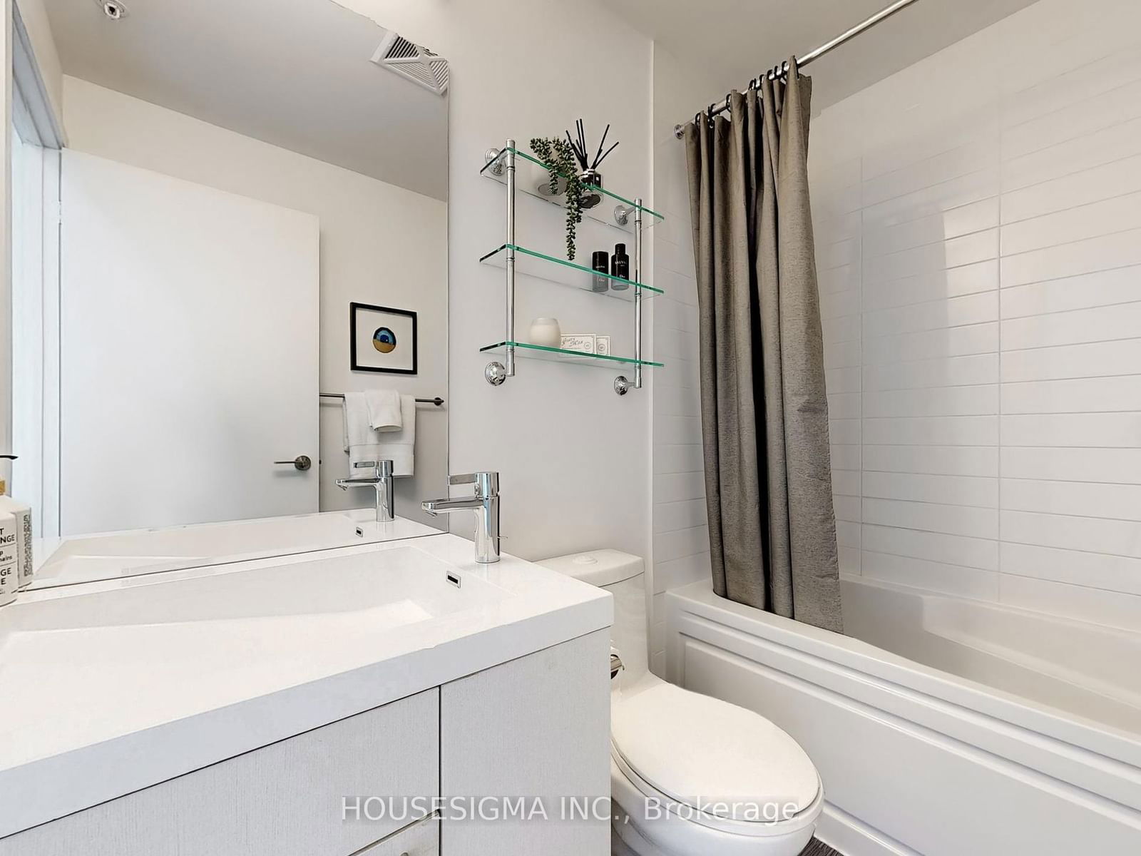 30 Nelson St, unit #3701 for sale - image #21