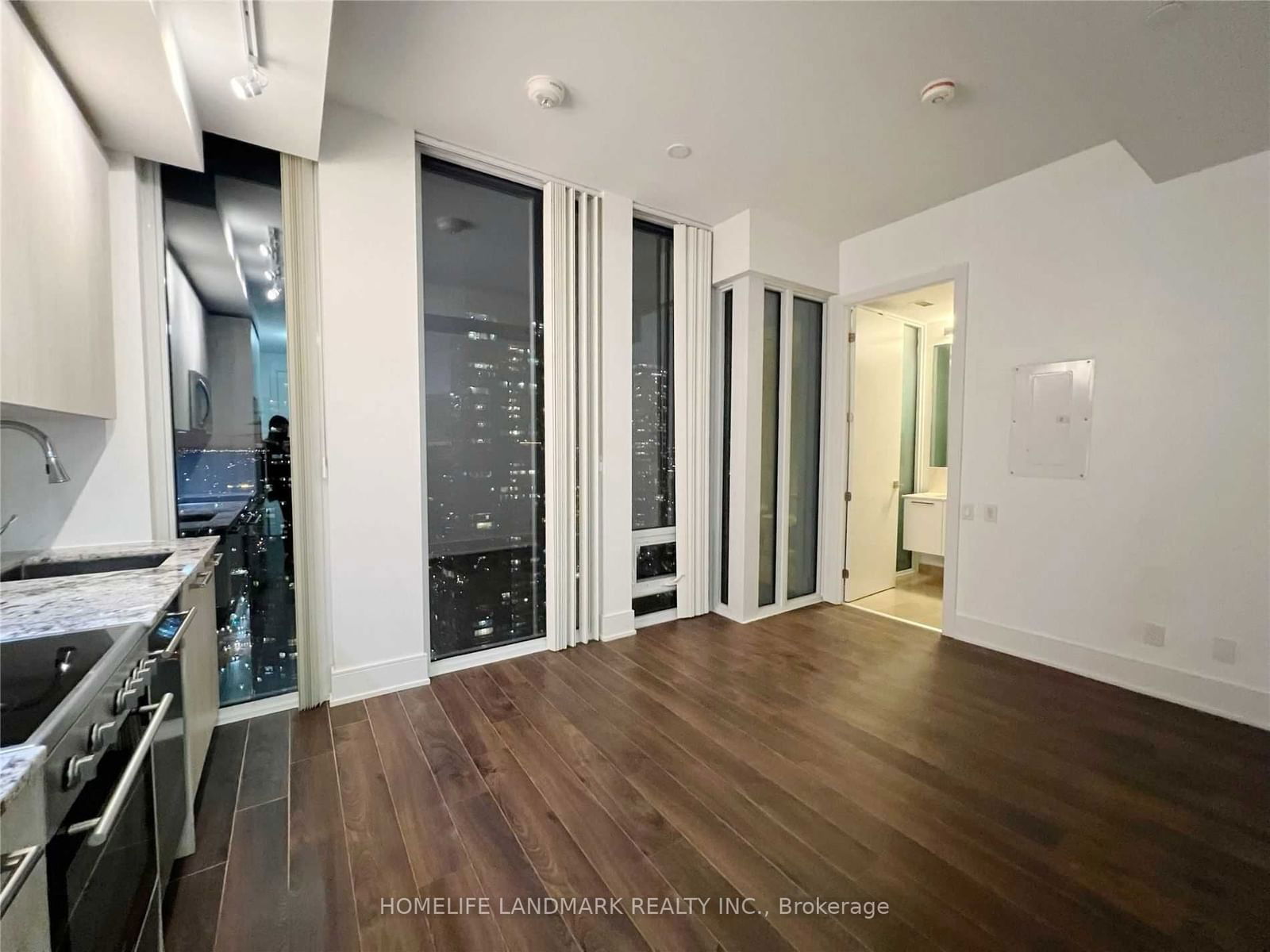 28 Wellesley St St E, unit 3501 for sale - image #13