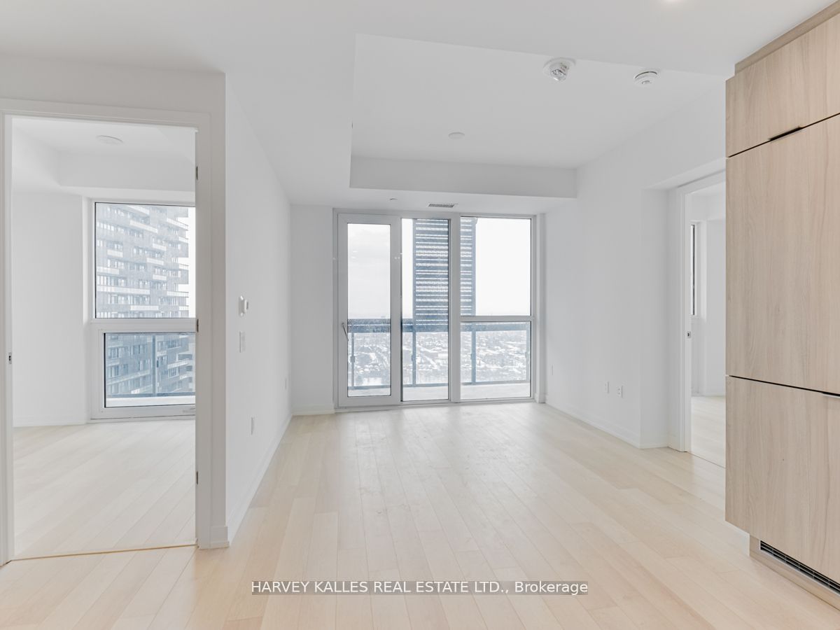 39 Roehampton Ave, unit 4006 for sale - image #2