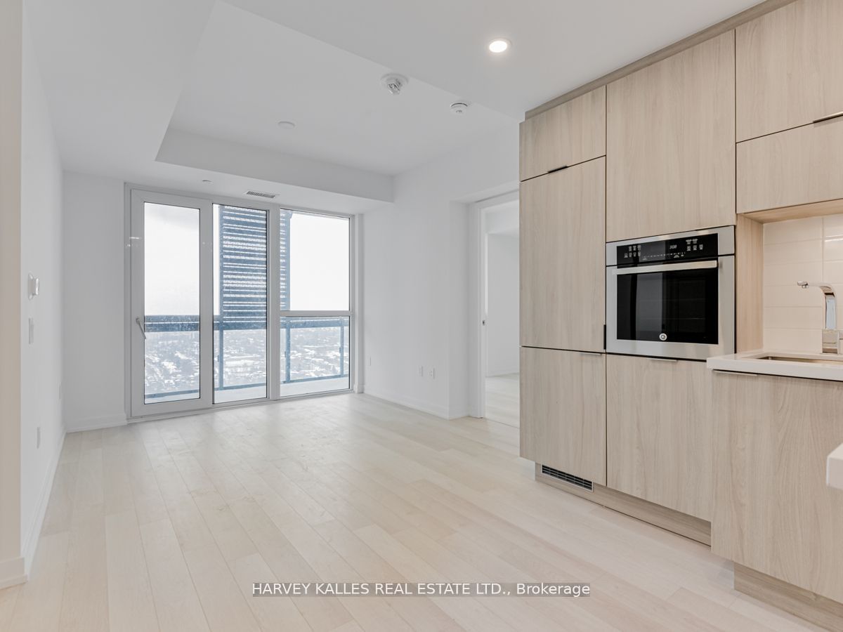 39 Roehampton Ave, unit 4006 for sale