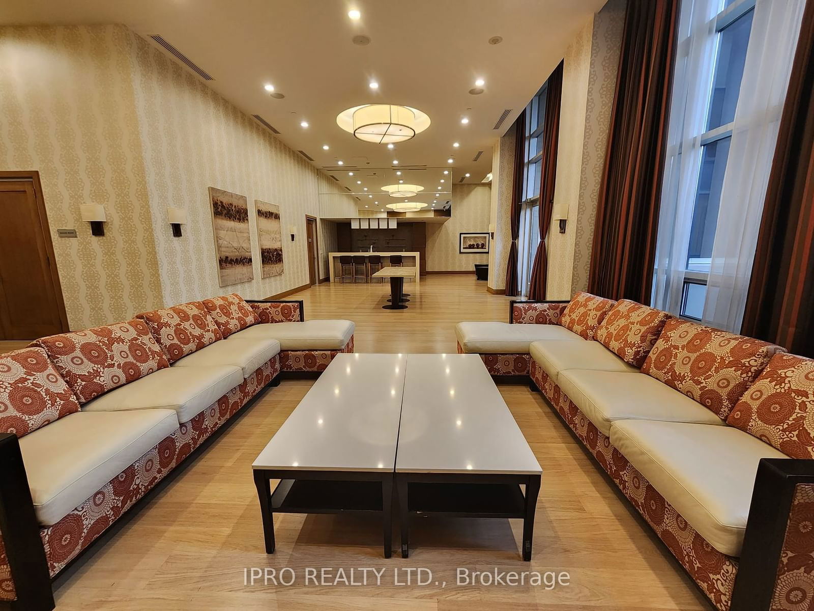 100 Harrison Garden Blvd, unit 202 for rent - image #39