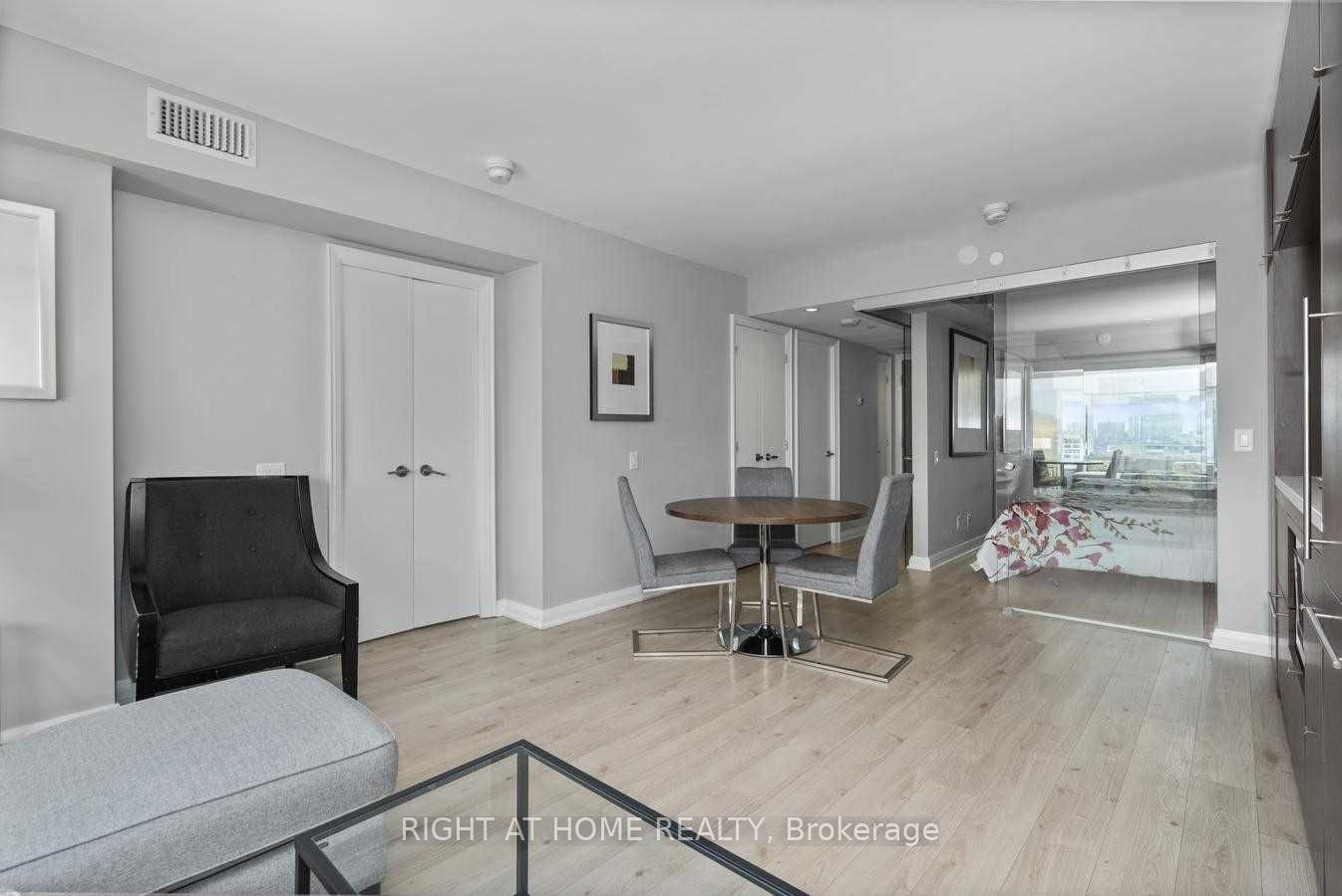 155 Yorkville Ave, unit 1103 for rent - image #10