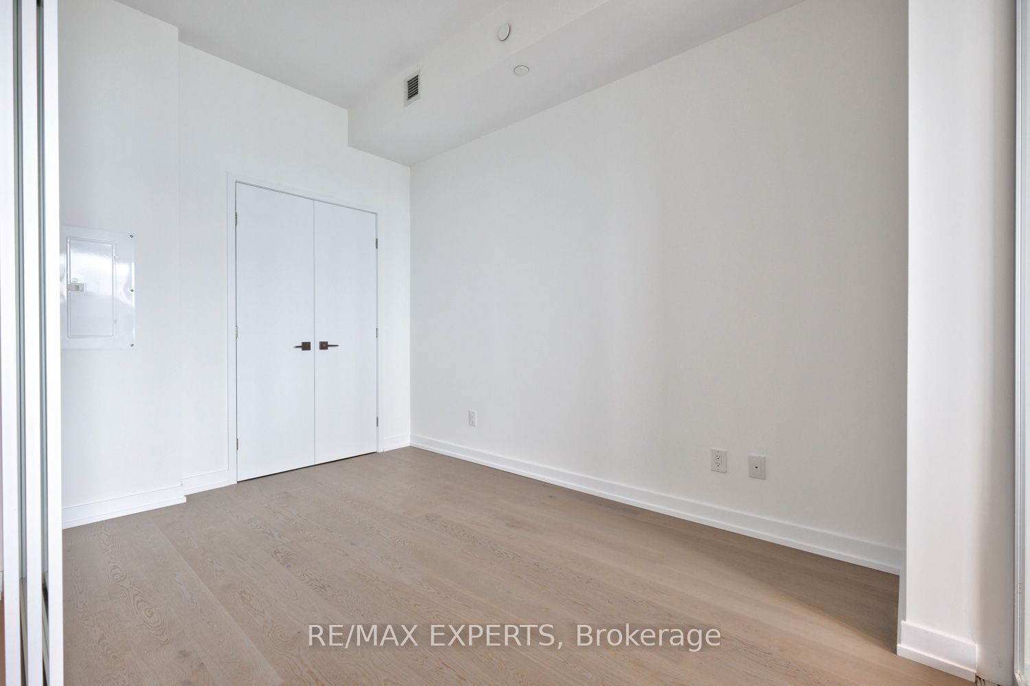 488 University Ave, unit 3509 for sale - image #13