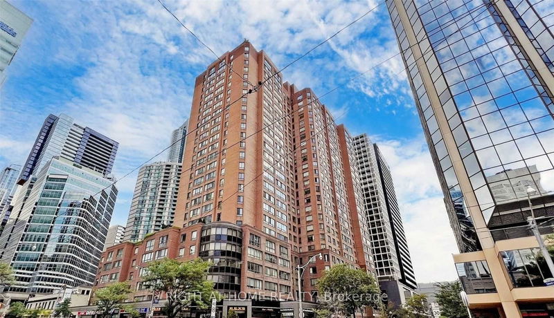 633 Bay St, unit 1407 for sale