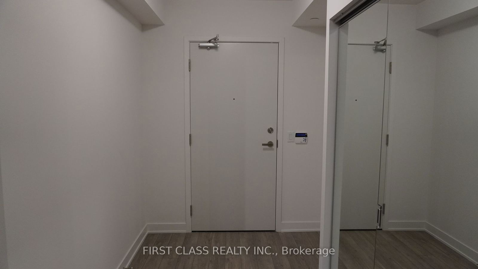 195 Redpath Ave, unit 3306 for rent - image #2