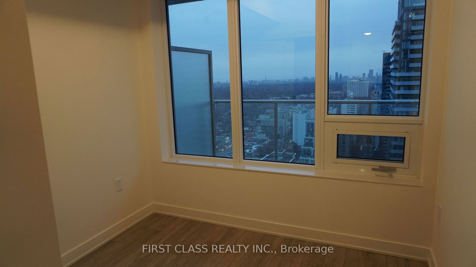 195 Redpath Ave, unit 3306 for rent - image #5