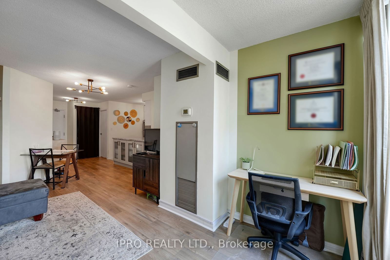 25 Grenville St, unit 1610 for sale - image #10