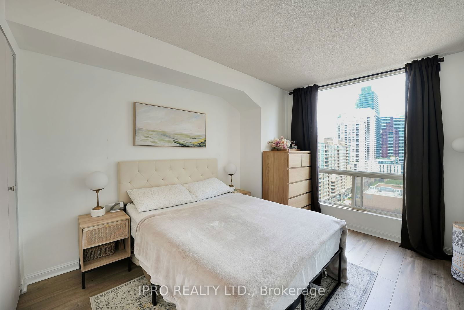 25 Grenville St, unit 1610 for sale - image #11