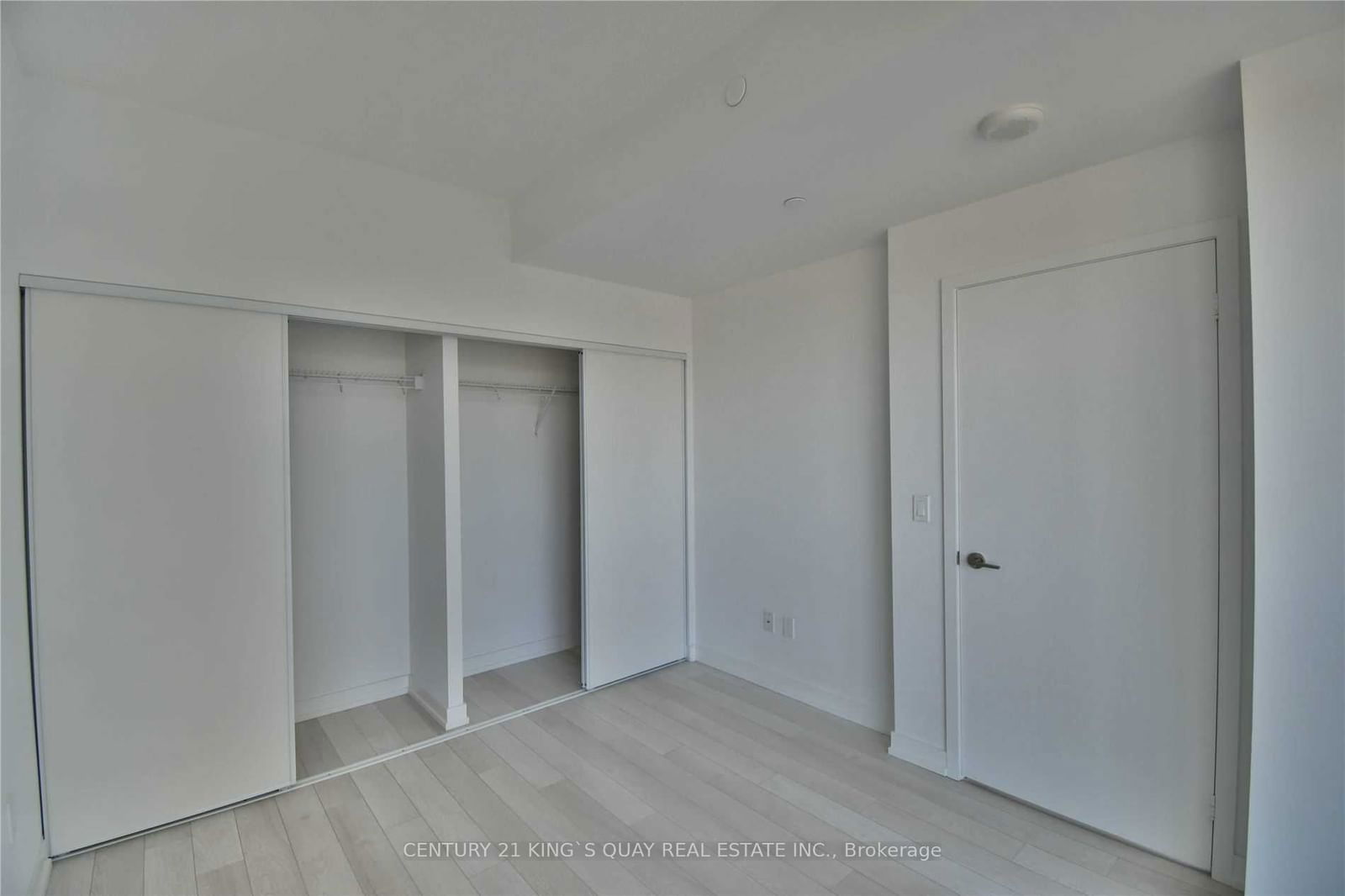 115 Mcmahon Dr, unit 1002 for sale - image #3