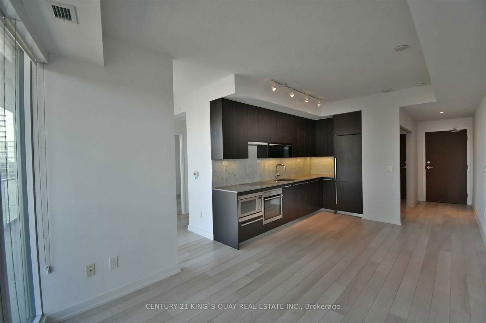 115 Mcmahon Dr, unit 1002 for sale - image #8