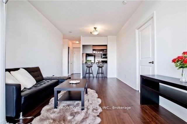 30 Heron's Hill Way N, unit 2502 for rent - image #3