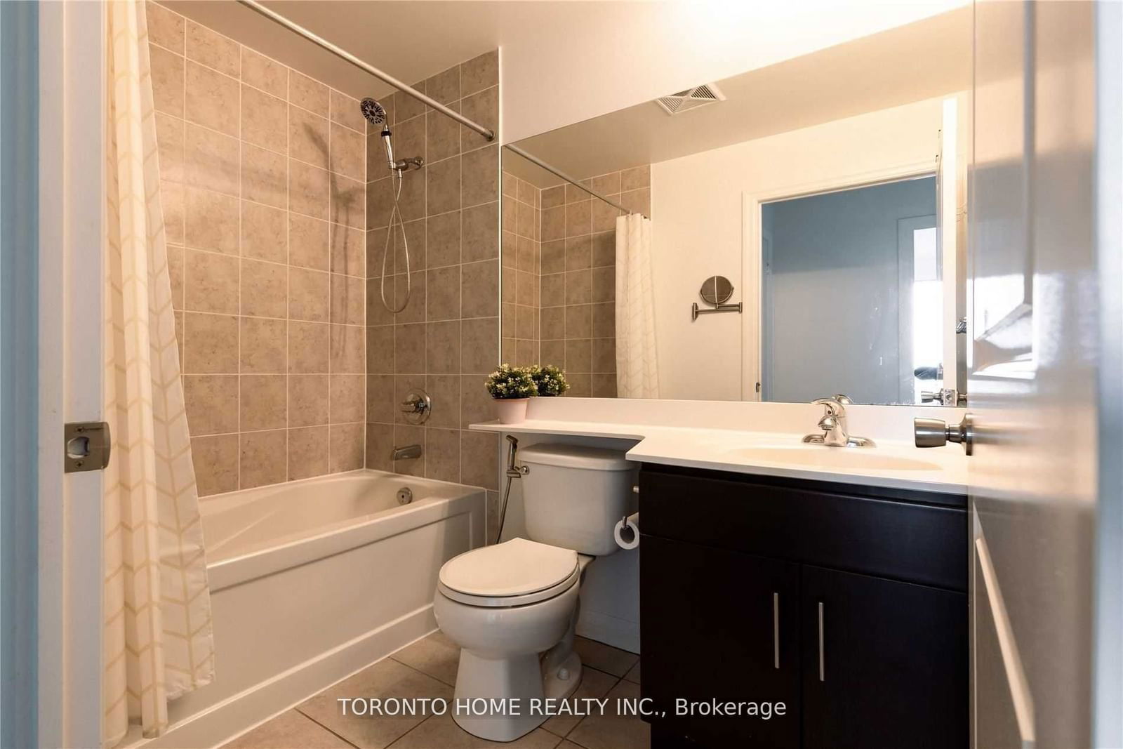 30 Heron's Hill Way N, unit 2502 for rent - image #6