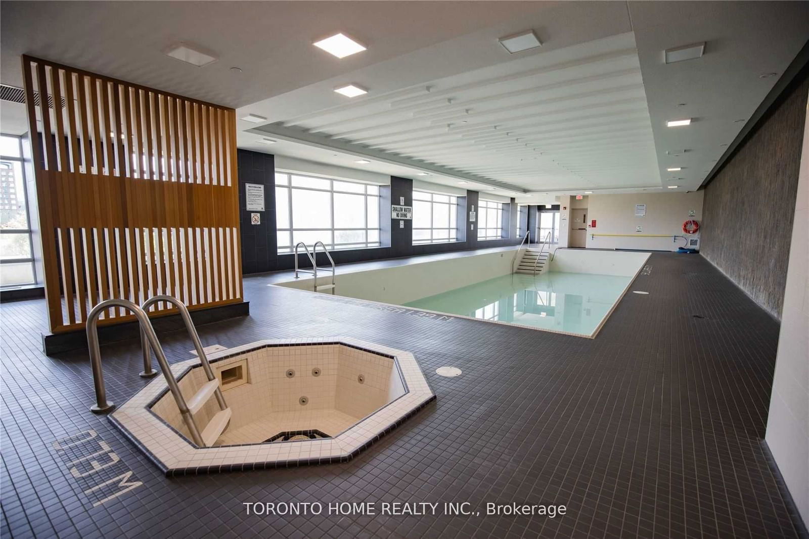 30 Heron's Hill Way N, unit 2502 for rent - image #9