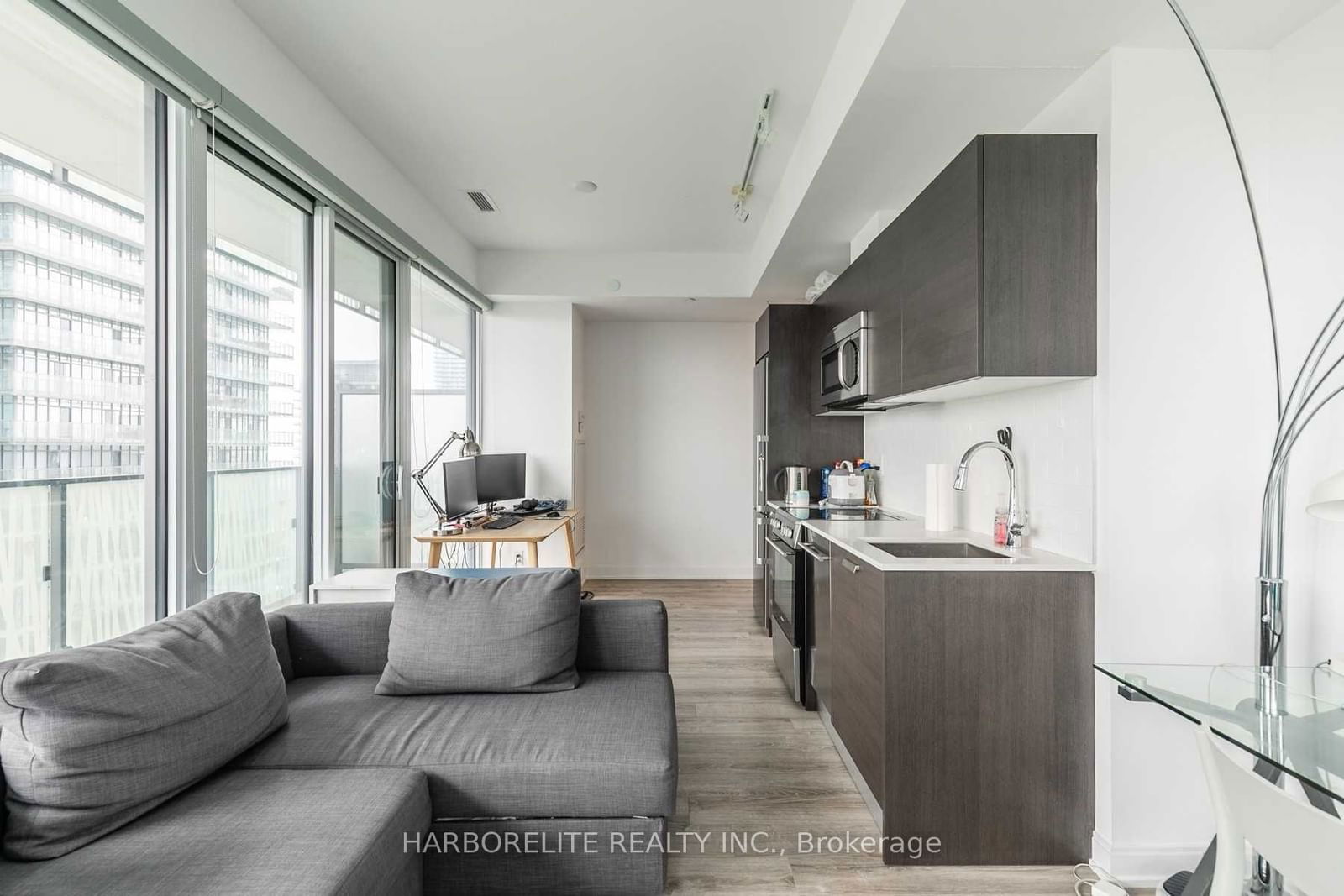 42 Charles St E, unit 2702 for sale - image #5