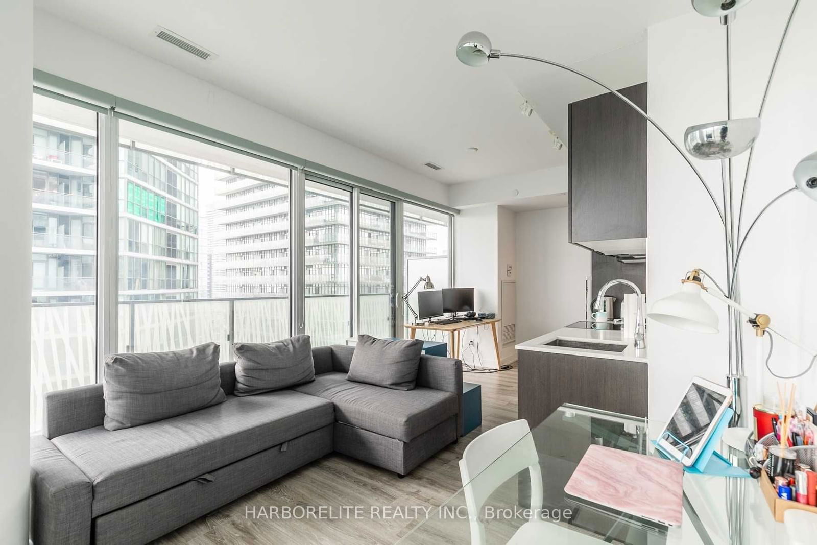 42 Charles St E, unit 2702 for sale - image #6