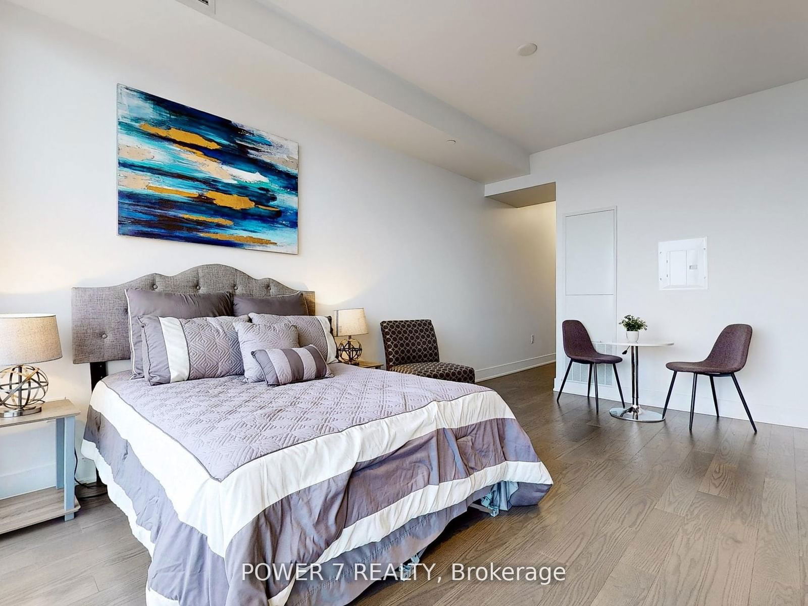 955 Bay St, unit 3010 for sale - image #3