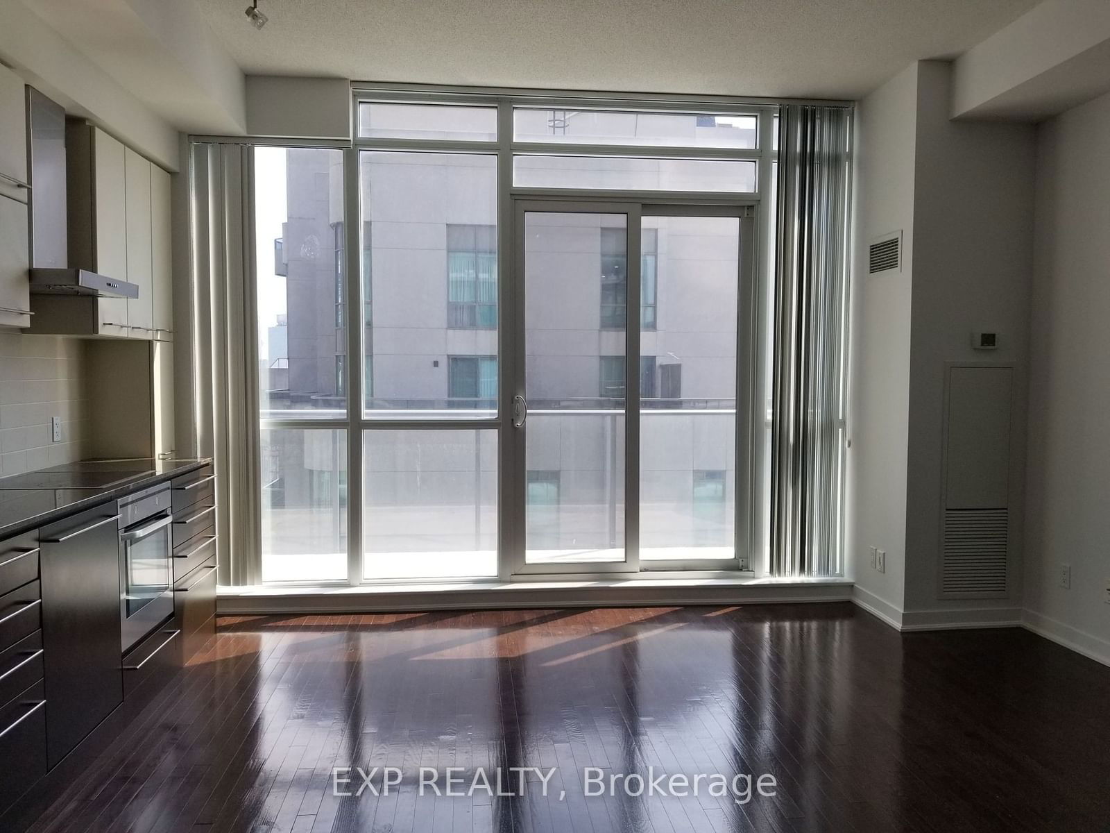 770 Bay St, unit 2708 for rent - image #12