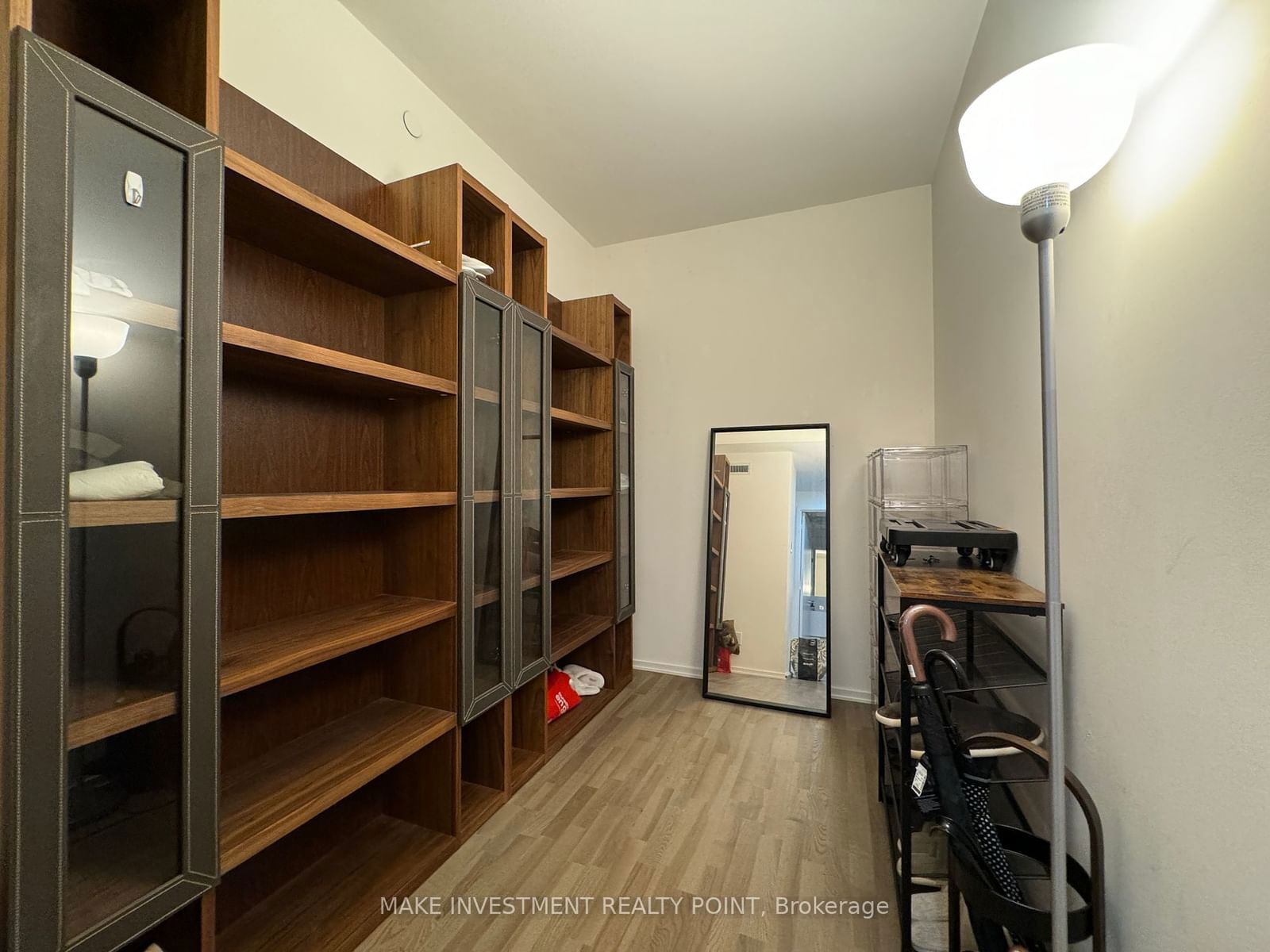 1 Bloor St E, unit 6307 for rent - image #19