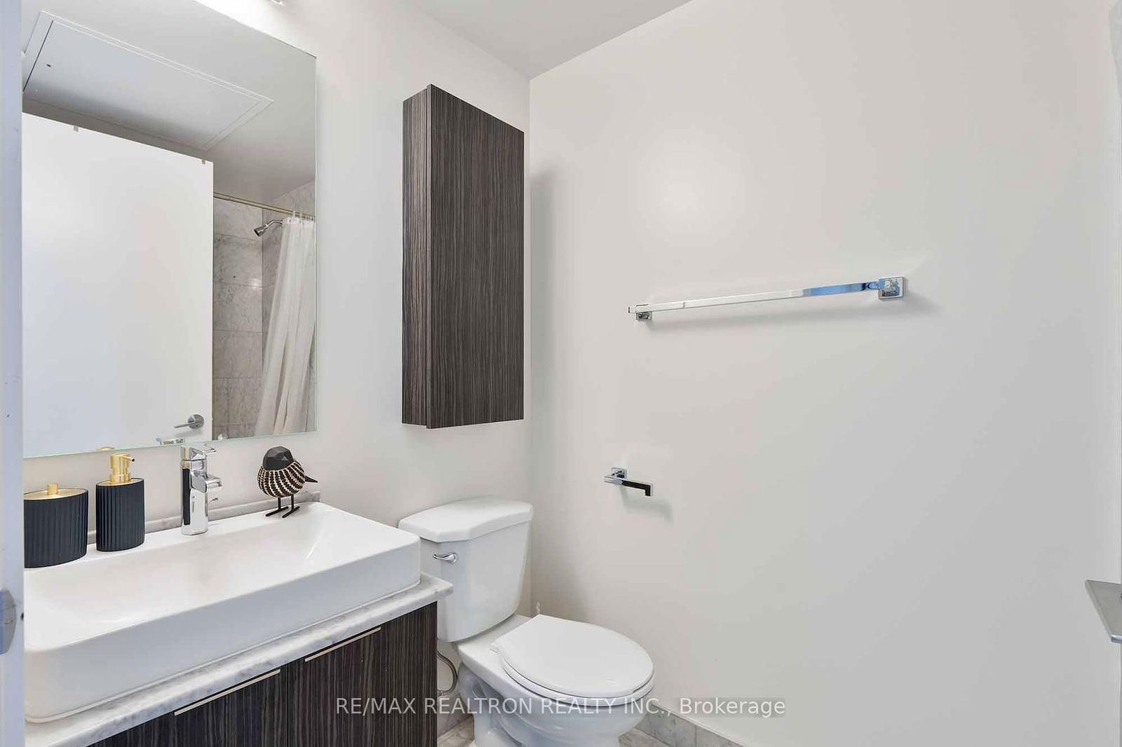 14 York St, unit 1906 for sale - image #14