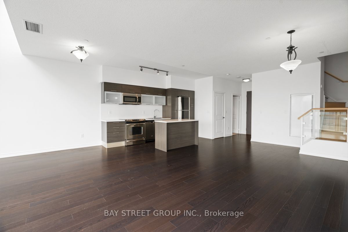 386 Yonge St, unit 5709 for rent - image #14