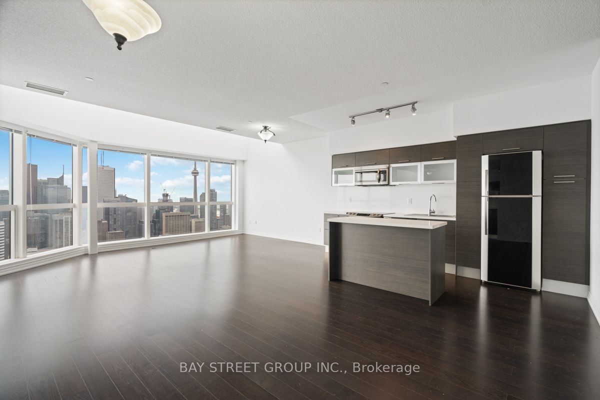 386 Yonge St, unit 5709 for rent - image #9