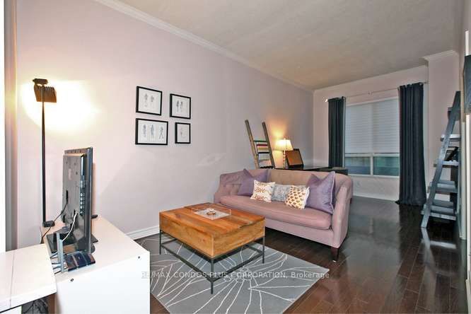 168 Simcoe St, unit 820 for rent - image #26