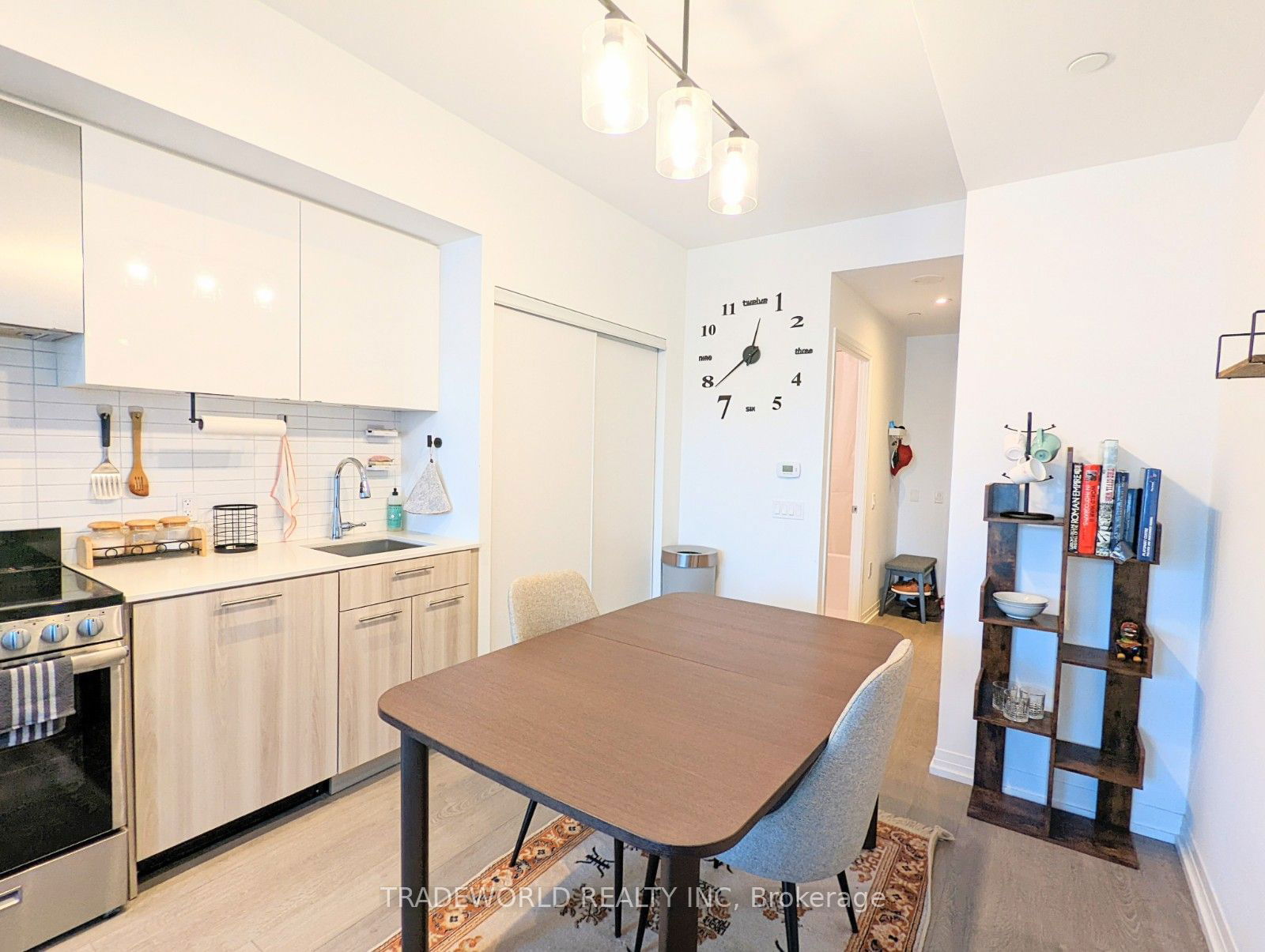 251 Jarvis St, unit 932 for rent - image #9