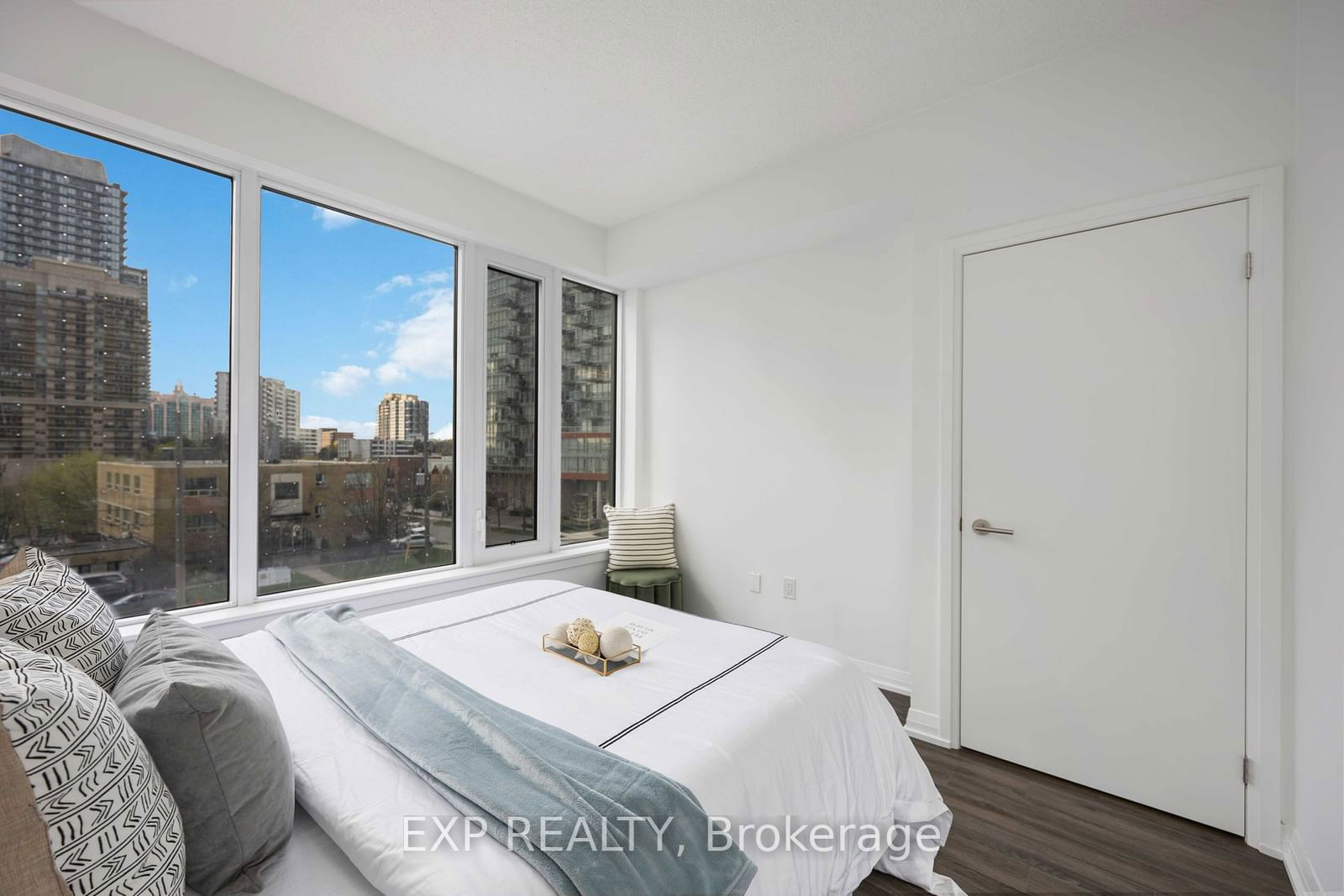 75 Canterbury Pl, unit 303 for sale - image #20