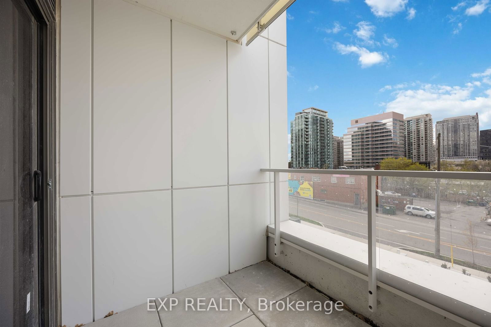 75 Canterbury Pl, unit 303 for sale - image #25