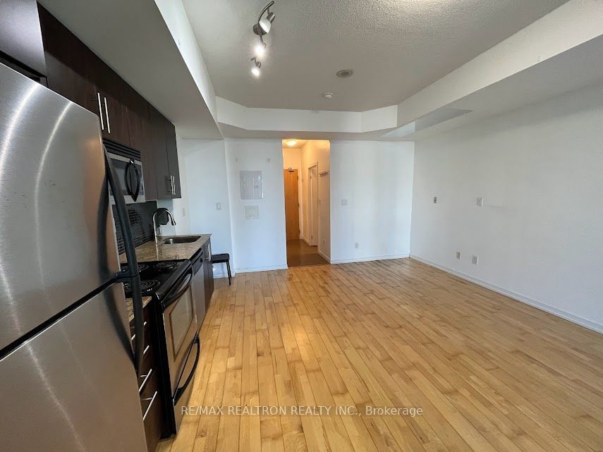 65 Bremner Blvd, unit 1703 for rent - image #17