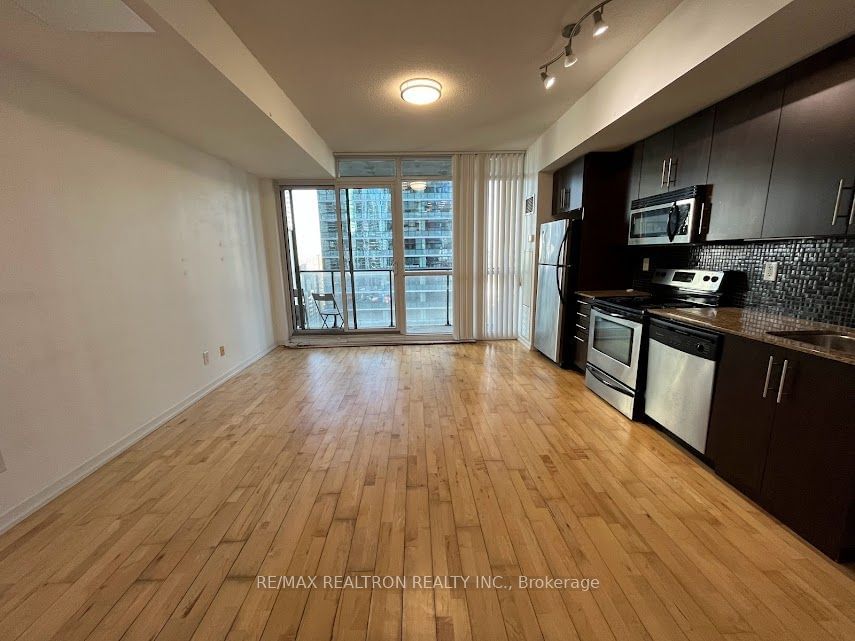 65 Bremner Blvd, unit 1703 for rent - image #5