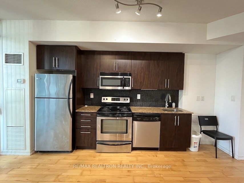 65 Bremner Blvd, unit 1703 for rent - image #6