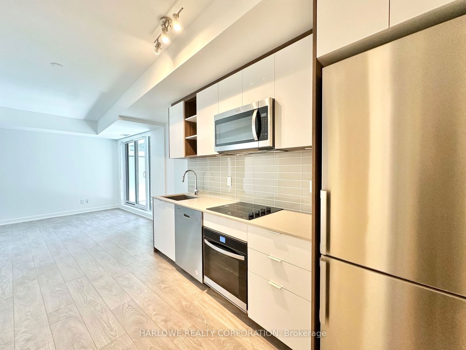 543 Richmond St W, unit 726 for sale - image #1