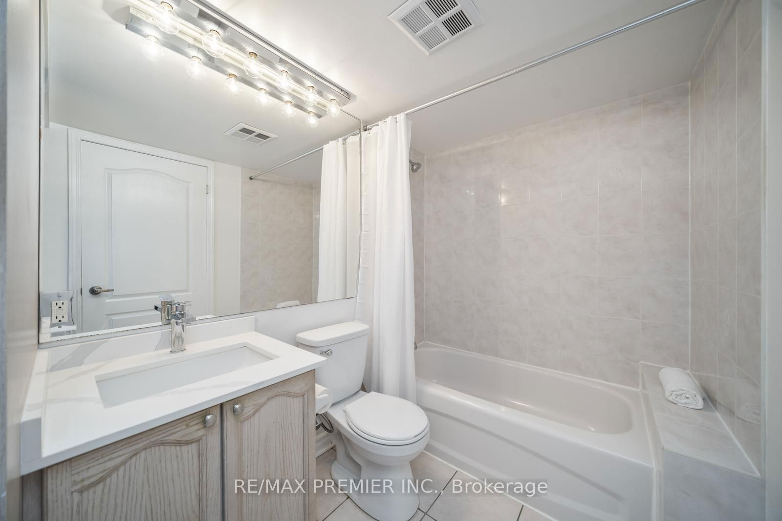 890 Sheppard Ave, unit 213 for sale - image #23