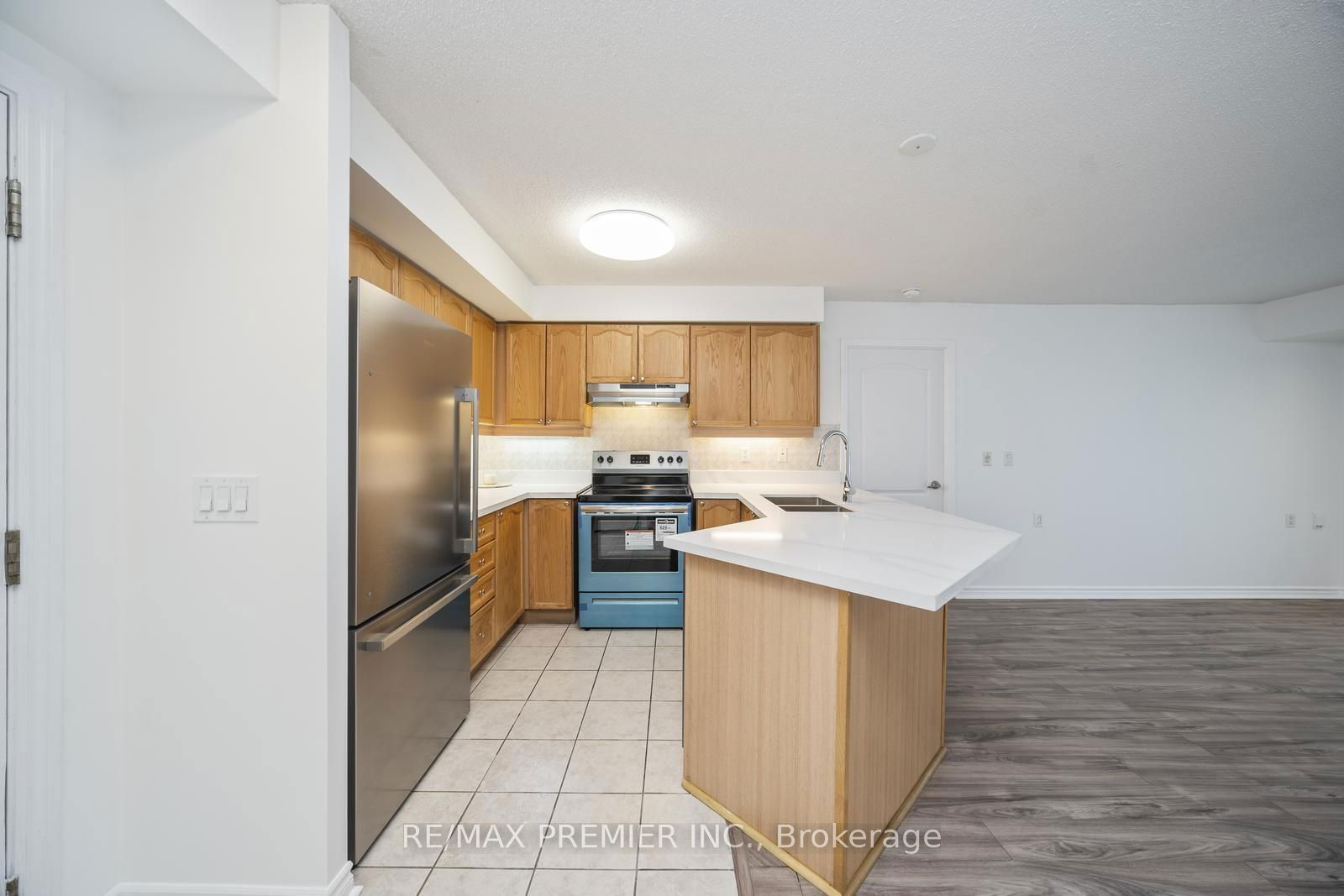 890 Sheppard Ave, unit 213 for sale - image #9