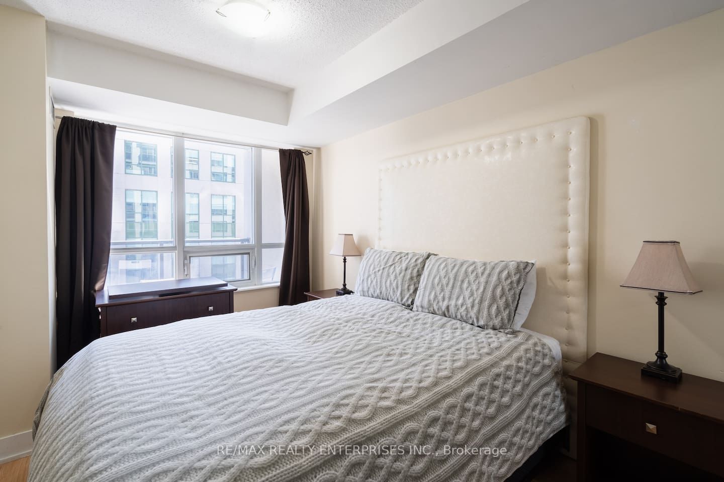 20 Blue Jays Way, unit 1509 for rent - image #14