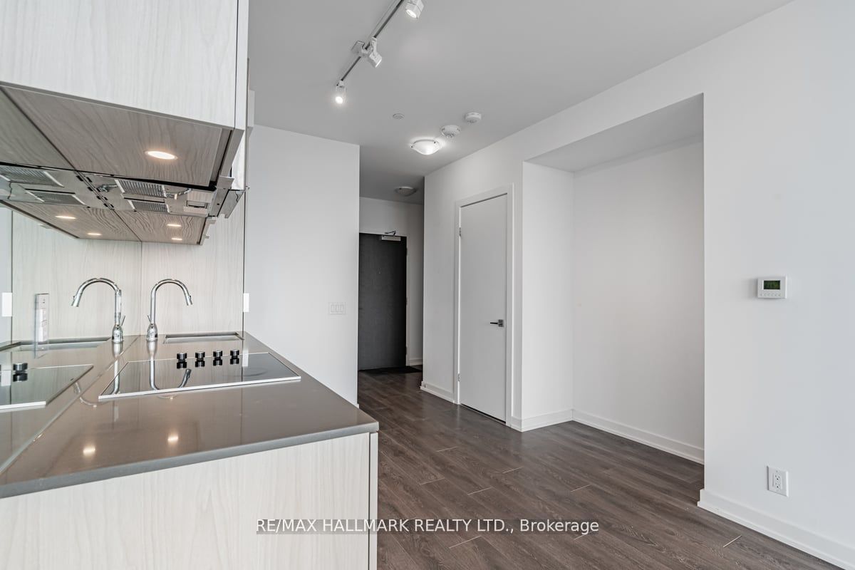 609 Avenue Rd, unit 1805 for sale - image #5