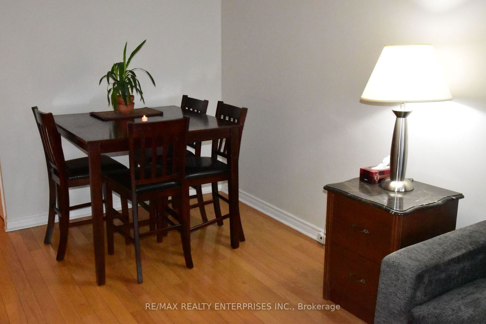 250 Wellington St W, unit 1435 for rent - image #12