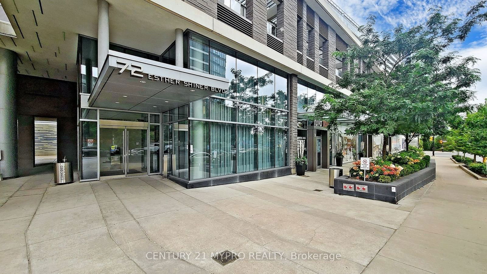 72 ESTHER SHINER Blvd, unit 1206 for sale - image #2