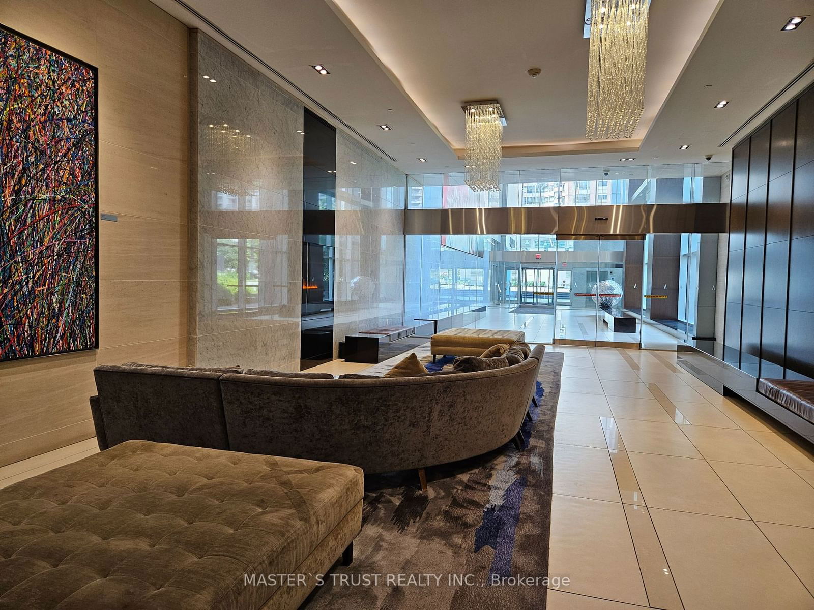 386 Yonge St, unit 4604 for sale - image #5