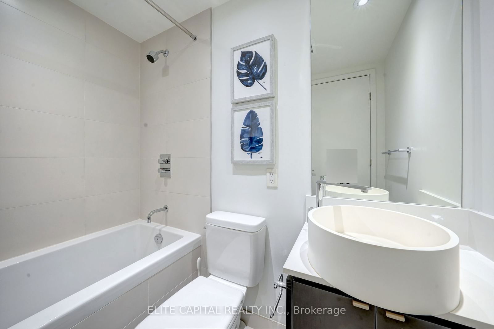 60 Colborne St, unit 1303 for sale - image #16