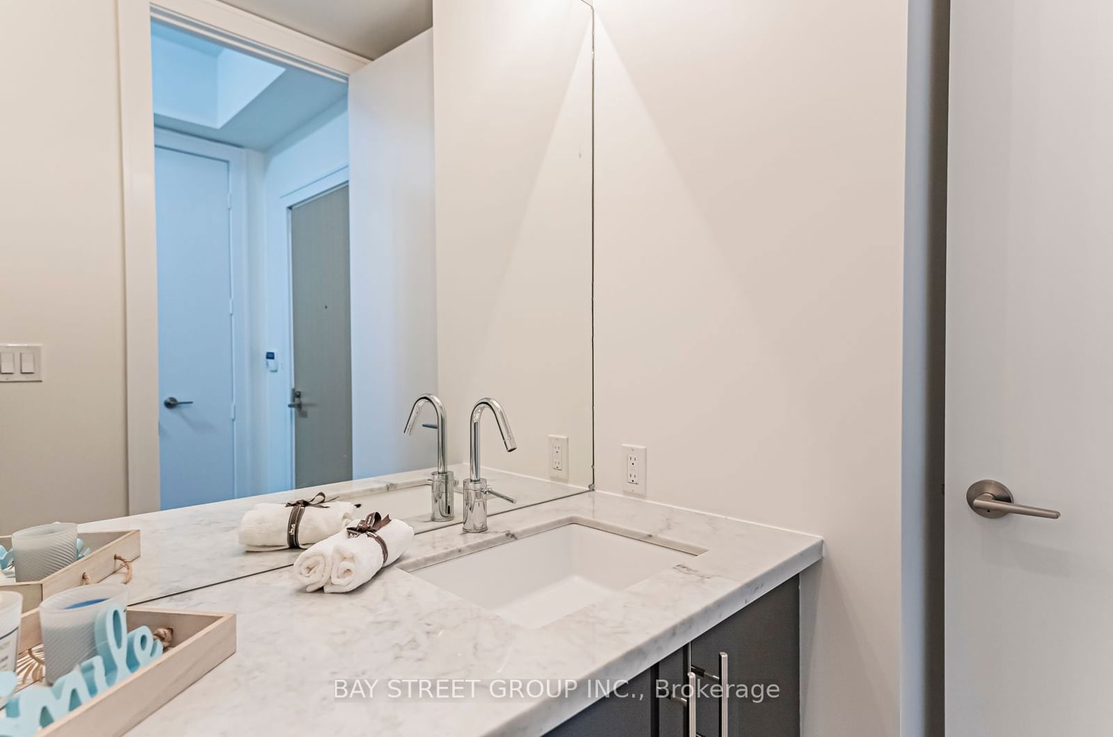 39 Queens Quay E, unit 106 for sale