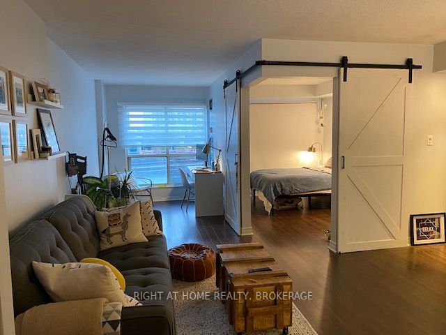 25 The Esplanade, unit 320 for rent - image #5