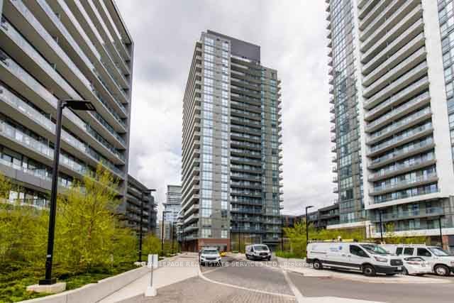 38 Forest Manor Rd, unit 318 for rent - image #2