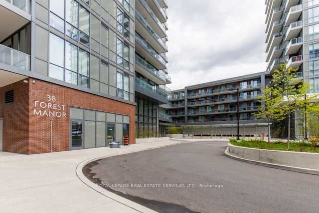 38 Forest Manor Rd, unit 318 for rent - image #3