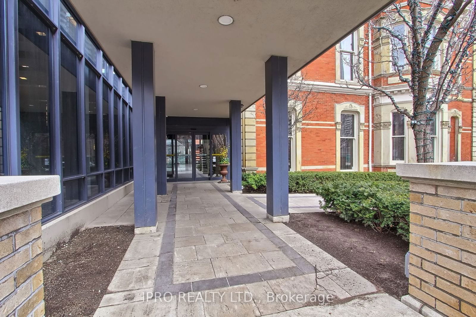 28 Linden St, unit 1205 for sale - image #3